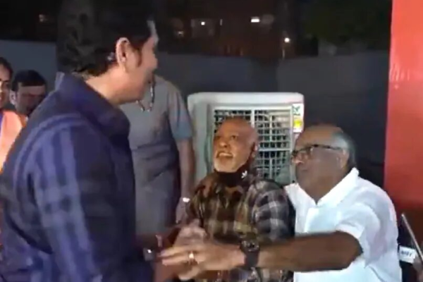 Frail Vinod Kambli Reunites With Sachin Tendulkar: Emotional Moment Goes Viral